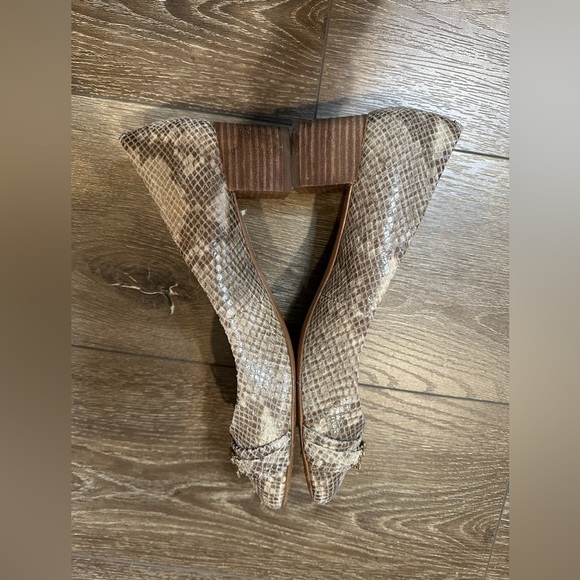 Coach Snakeskin Pumps - Picture 5 of 12